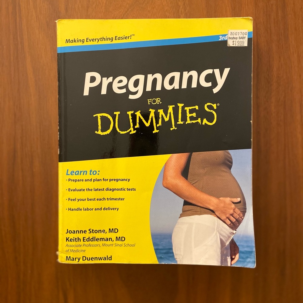 Pregnancy for Dummies book